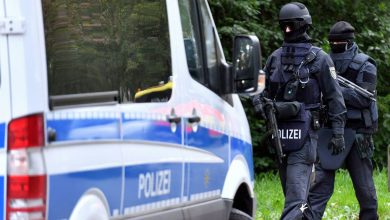 صورة اعتقال منفذ عملية طعن في مدينة زيجن الألمانية