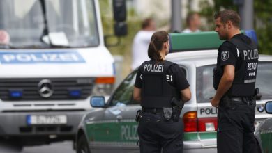 صورة الشرطة الألمانية تنقذ 11 مهاجراً كانوا في ثلاجة شاحنة