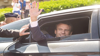 صورة القضاء الفرنسي يسحب رخصة القيادة من سائق شخصي لـ”ماكرون”