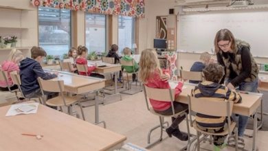 صورة رعب “كورونا” يسيطر على مدارس السويد والسلطات تخلي مركزاً طبياً
