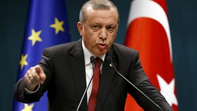 صورة “أردوغان” يهدد الأوروبيين: الحدود ستظل مفتوحة امام المهاجرين