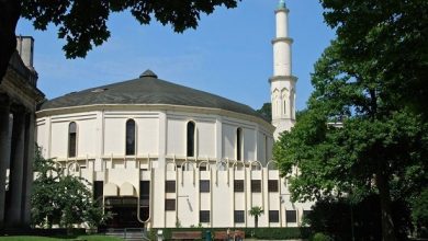 صورة مسجد “بروكسل” الكبير.. يبث مقاطع فيديو للخطب الدينية