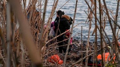 صورة الشرطة اليونانية تؤكد وفاة طفل مهاجر