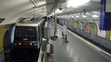 صورة باريس .. 12 ألف موظف في شبكة النقل انقطعوا عن العمل