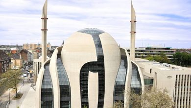 صورة مدينة هيرنا الألمانية تعيد فتح أول مسجد في رمضان