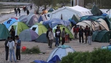 صورة اليونان تمدد الحجر على مخيمات اللاجئين