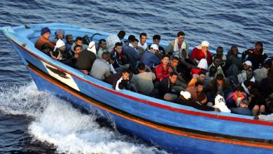 صورة مالطا.. انقاذ 140 مهاجراً وحجرهم في سفينة خارج المياه الإقليمية