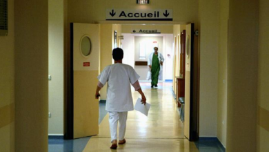 صورة فرنسا.. الكوادر الطبية تطالب بزيادة الرواتب