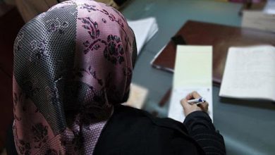 صورة رغم منعه.. جامعات بلجيكية ترفض مقترح “حظر الحجاب”