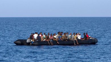 صورة إيطاليا تتجه لمحاكمة قبطان بتهمة “اعادة مهاجرين قسرا” إلى ليبيا