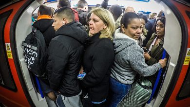 صورة استطلاع: ثلث النساء تعرضن للتحرش في مترو لندن