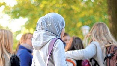 صورة المانيا.. رسالة تهديد لمحامي فتاة تعرضت للتمييز بسبب حجابها