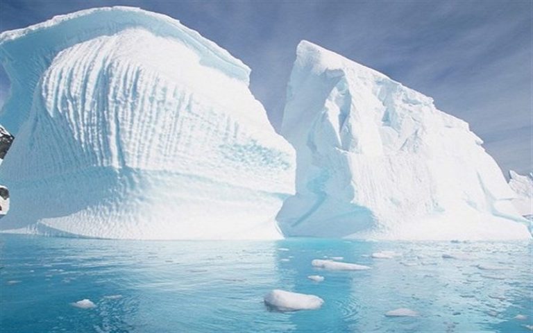 أكبر من باريس انفصال قطعة جليدية في “غرينلاند” في القطب الشمالي العرب في أوروبا