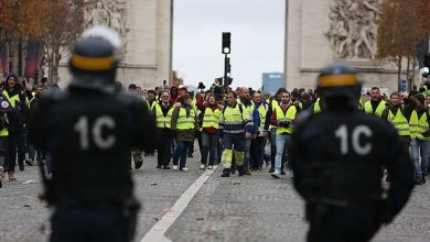 صورة قمع وحشي.. العفو الدولية تفتح ملف السترات الصفراء في فرنسا