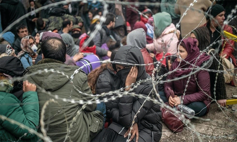 صورة بين ألمانيا واليونان .. أوروبا تشدد وتصد حشود اللاجئين