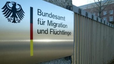 صورة مطالبات بإسقاط حق اللجوء عن مرتكبي جرائم الإرهاب في ألمانيا