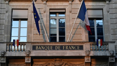 صورة بسبب الإغلاق.. النشاط الاقتصادي في فرنسا يتراجع 12 %