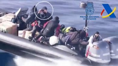 صورة (فيديو) مطاردة بالزوارق.. إسبانيا تحبط عملية لـ”تهريب المخدرات”