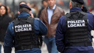 صورة الشرطة تستنفر ..هروب ثلاثة “متطرفين” من مركز احتجاز مهاجرين في إيطاليا
