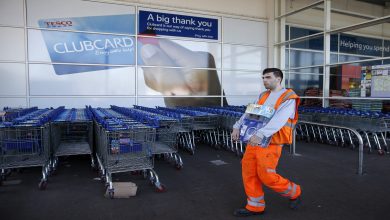 صورة مخاوف “بريكست”.. بريطانيا تحذر المتاجر الكبرى بشأن تخزين الطعام