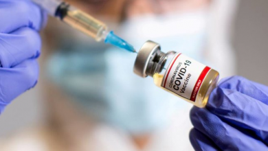 صورة سخط في فرنسا.. مشروع قانون يربط بين حرية التنقل والتطعيم ضد كورونا
