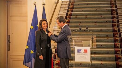 صورة فرنسا تمنح الممثلة التونسية وسام الفنون والآداب الفرنسي بدرجة ضابط