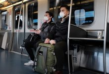 صورة أطباء فرنسيون يوصون بعدم الكلام أو التحدث بالهاتف في وسائل النقل العام