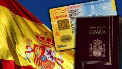 صورة زيادة رسوم ملفات الجنسية وتصاريح الإقامة في إسبانيا