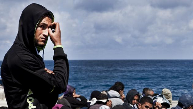 صورة من العراق وإيران.. وصول 26 مهاجرا إلى السواحل الإيطالية