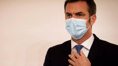 صورة وزير الصحة الفرنسي يستبعد تعليق استخدام لقاح “أسترازينيكا”