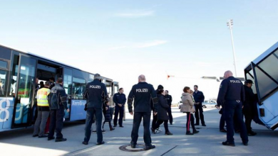 صورة تقرير يكشف عن سير ألمانيا على خطى الدنمارك في ترحيل لاجئين سوريين