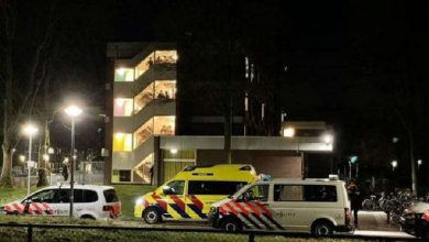 صورة هولندا.. جرحى في حادث طعن داخل مركز لطالبي اللجوء
