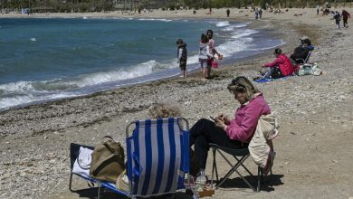 صورة انطلاق الموسم السياحي.. اليونان تعيد فتح شواطئها