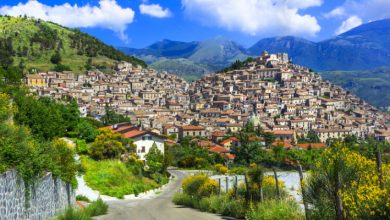 صورة بشروط .. قرى إيطالية تقدم 28 ألف يورو لمن يعيش فيها