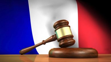 صورة فرنسا.. رفض محاكمة سوري متهم بجرائم حرب ومنظمة حقوقية تندد بالقرار