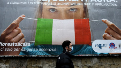 صورة إيطاليا.. فرض ارتداء الكمامة في الأماكن المفتوحة والحكومة تتجه لفرض مزيد من القيود