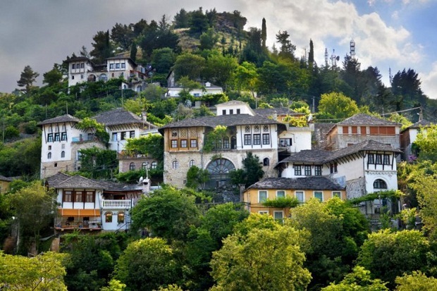 ألبانيا.. وجهتك السياحية الأرخص في أوروبا | مهاجر