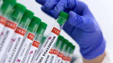 صورة فرنسا تفتتح مركزا عالي السعة للتطعيم ضد جدري القرود في باريس