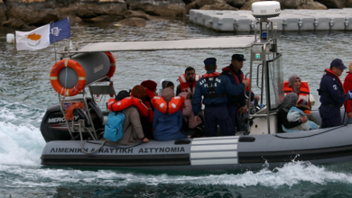 صورة إنقاذ 37 لاجئا سوريا قبالة سواحل قبرص