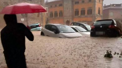 صورة مقتل 7 أشخاص ومفقودين بسبب الأمطار الغزيرة وسط إيطاليا