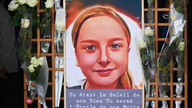 صورة حملة ضد المهاجرين في فرنسا بعد مقتل طفلة على يد مهاجرة جزائرية