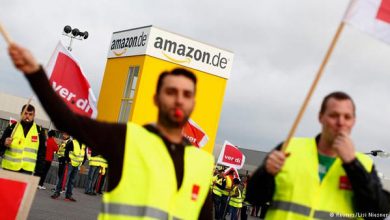 صورة دعوة للعاملين في شركة أمازون إلى الإضراب في جميع أنحاء ألمانيا