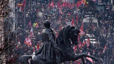 صورة أكثر من مليون فرنسي تظاهروا في “الخميس الأسود” ضد إصلاح نظام التقاعد