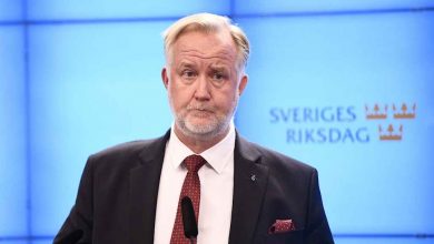 صورة وزير سويدي: عصر الرفاه انتهى ولا مساعدات للجالسين في المنزل