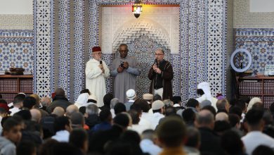 صورة الجالية المسلمة في فرنسا الأكبر في أوروبا.. كيف تحتفل بعيد الفطر المبارك