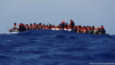 صورة مأساة جديدة.. فقدان 15 مهاجرا بعد غرق قاربهم قبالة سواحل تونس
