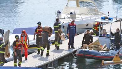 صورة مقتل 4 أشخاص بينهم عنصران من الاستخبارات في غرق قارب بإيطاليا