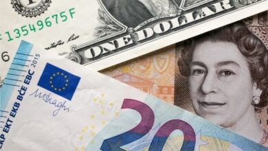 صورة ارتفاع الدولار وتراجع في سعر اليورو والإسترليني