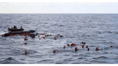 صورة وفاة 13 مهاجرا وإنقاذ آخرين في غرق قارب قبالة سواحل تونس