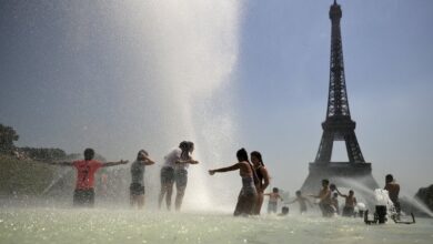 صورة وزير الصحة الفرنسي يحذر من تسجيل حرارة غير مسبوقة غدا الثلاثاء